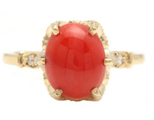 Load image into Gallery viewer, 2.58 Carats Natural Impressive Coral and Diamond 14K Solid Yellow Gold Ring