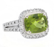 Load image into Gallery viewer, 5.30 Carats Natural Very Nice Looking Peridot and Diamond 14K Solid White Gold Ring