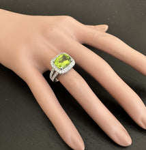 Load image into Gallery viewer, 5.30 Carats Natural Very Nice Looking Peridot and Diamond 14K Solid White Gold Ring