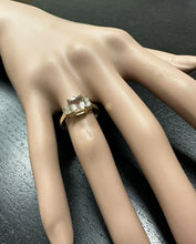 Load image into Gallery viewer, 1.42 Carats Impressive Natural Morganite and Diamond 14K Solid Yellow Gold Ring