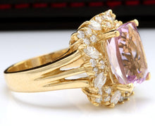 Load image into Gallery viewer, 8.49 Carats Natural Kunzite and Diamond 14K Solid Yellow Gold Ring