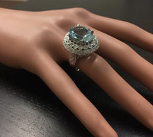 Load image into Gallery viewer, 11.80 Carats Exquisite Natural Aquamarine and Diamond 14K Solid White Gold Ring