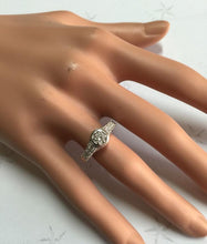 Load image into Gallery viewer, Splendid .65 Carats Natural Diamond 14K Solid White Gold Ring