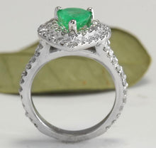 Load image into Gallery viewer, 3.50 Carats Natural Colombian Emerald and Diamond 14K Solid White Gold Ring