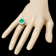 Load image into Gallery viewer, 4.60 Carats Natural Emerald and Diamond 14K Solid White Gold Ring