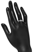 Load image into Gallery viewer, Splendid 0.25 Carats Diamond 14K Solid White Gold Ring