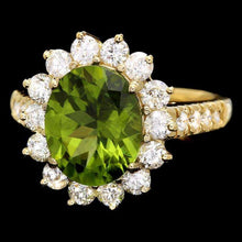 Load image into Gallery viewer, 4.60 Carats Natural Peridot and Diamond 14K Solid Yellow Gold Ring