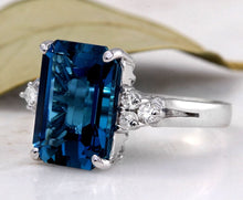 Load image into Gallery viewer, 8.85 Carats Natural Impressive London Blue Topaz and Diamond 14K White Gold Ring