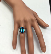 Load image into Gallery viewer, 8.85 Carats Natural Impressive London Blue Topaz and Diamond 14K White Gold Ring