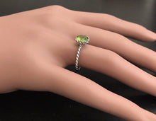 Load image into Gallery viewer, 1.50 Carats Exquisite Natural Peridot 14K Solid White Gold Ring