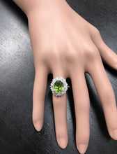 Load image into Gallery viewer, 4.85 Carats Natural Very Nice Looking Peridot and Diamond 14K Solid White Gold Ring