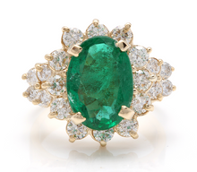 Load image into Gallery viewer, 5.70 Carats Natural Emerald and Diamond 14K Solid Yellow Gold Ring