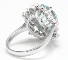 Load image into Gallery viewer, 6.85 Carats Impressive Natural Aquamarine and Diamond 14K White Gold Ring