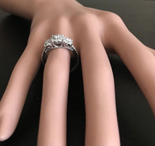 Load image into Gallery viewer, Splendid 0.85 Carats Natural Diamond 14K Solid White Gold Band Ring