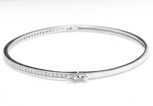 Load image into Gallery viewer, Very Impressive 0.75 Carats Natural Diamond 14K Solid White Gold Bangle Bracelet