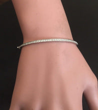 Load image into Gallery viewer, Very Impressive 0.75 Carats Natural Diamond 14K Solid White Gold Bangle Bracelet