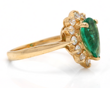 Load image into Gallery viewer, 3.05 Carats Natural Emerald and Diamond 14K Solid Yellow Gold Ring
