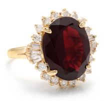 Load image into Gallery viewer, 9.95 Carats Impressive Red Garnet and Natural Diamond 14K Yellow Gold Ring