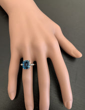 Load image into Gallery viewer, 3.78 Carats Natural Impressive London Blue Topaz and Diamond 14K White Gold Ring
