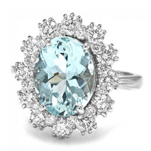 Load image into Gallery viewer, 4.10 Carats Impressive Natural Aquamarine and Diamond 14K Solid White Gold Ring