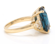 Load image into Gallery viewer, 9.35 Carats Natural Impressive London Blue Topaz and Diamond 14K Yellow Gold Ring