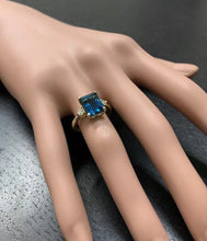 Load image into Gallery viewer, 3.48 Carats Impressive Natural London Blue Topaz and Diamond 14K Yellow Gold Ring