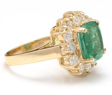 Load image into Gallery viewer, 5.30 Carats Natural Emerald and Diamond 14K Solid Yellow Gold Ring