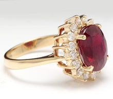 Load image into Gallery viewer, 6.70 Carats Impressive Red Ruby and Natural Diamond 14K Yellow Gold Ring