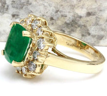 Load image into Gallery viewer, 4.00 Carats Natural Emerald and Diamond 14K Solid Yellow Gold Ring