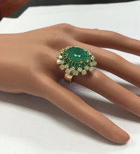 Load image into Gallery viewer, 9.64 Carats Natural Emerald and Diamond 14K Solid Yellow Gold Ring