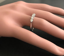 Load image into Gallery viewer, Splendid 0.90 Carats Natural Diamond 14K Solid White Gold Ring