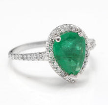 Load image into Gallery viewer, 2.20 Carats Natural Colombian Emerald and Diamond 14K Solid White Gold Ring